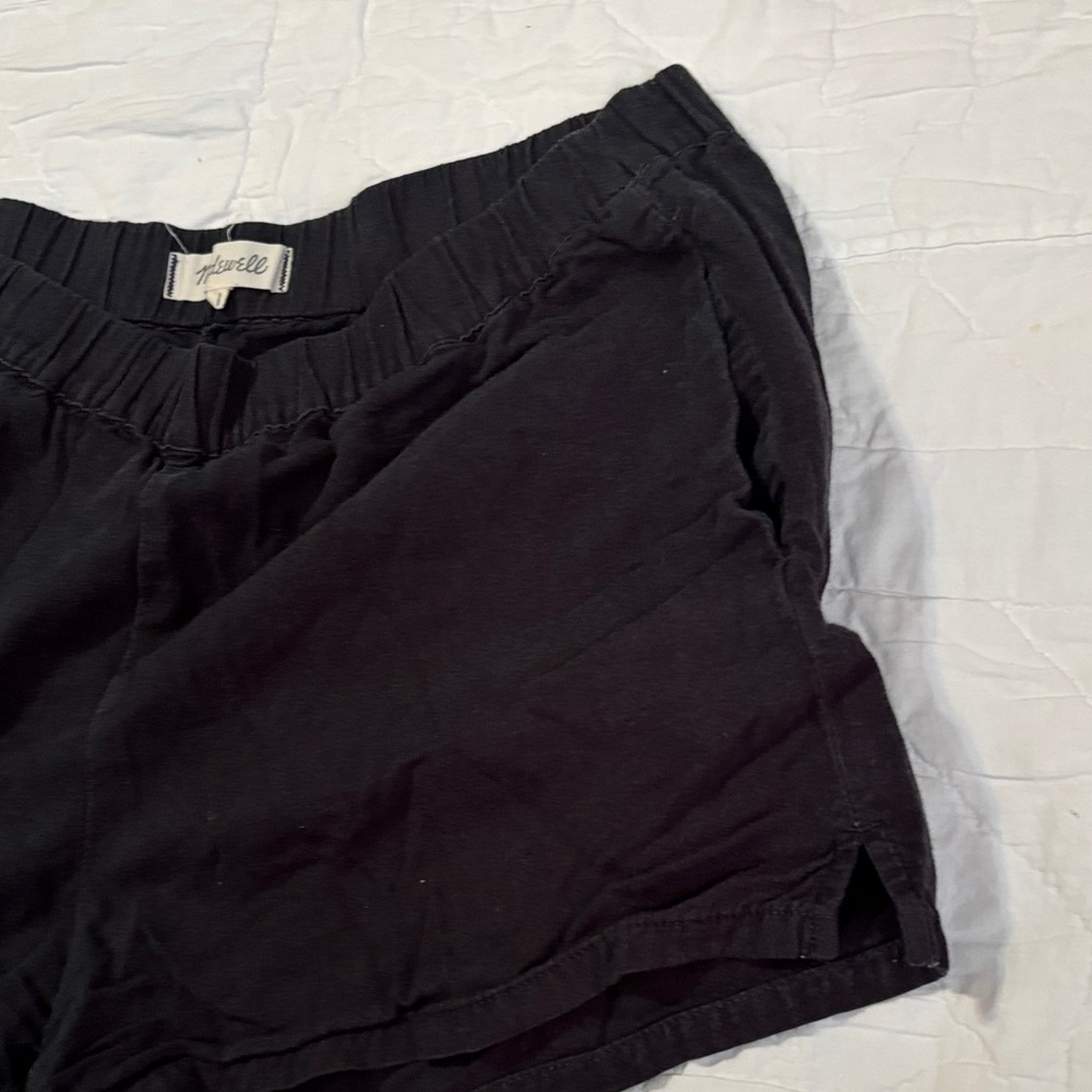 Madewell Black Athletic Shorts - Picture 2 of 3